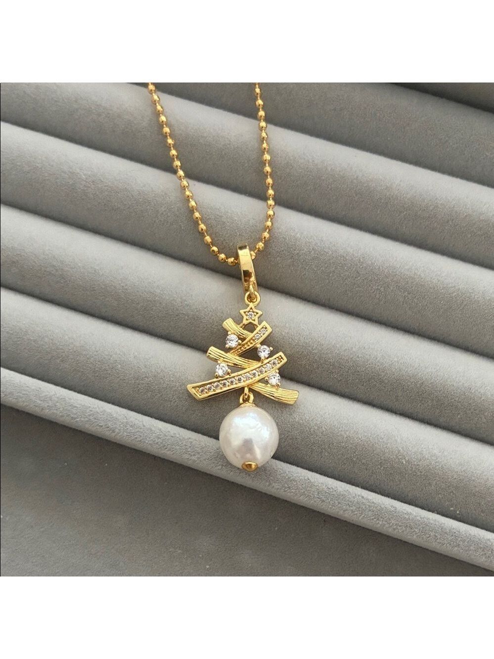 Gold-Plated Christmas Tree Pendant Necklace with Pearls| gold pendant necklace